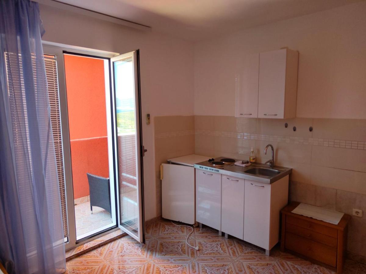 Apartments Drobni Pijesak Петровац Экстерьер фото