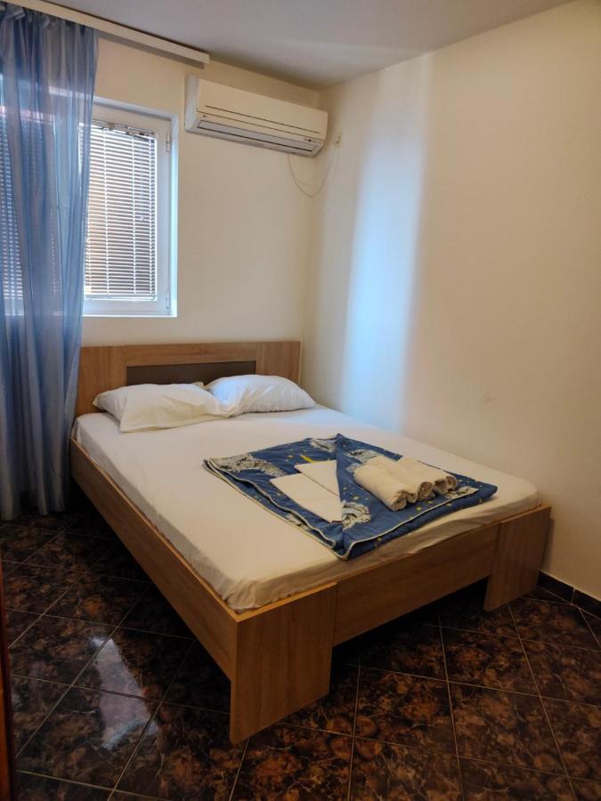 Apartments Drobni Pijesak Петровац Экстерьер фото