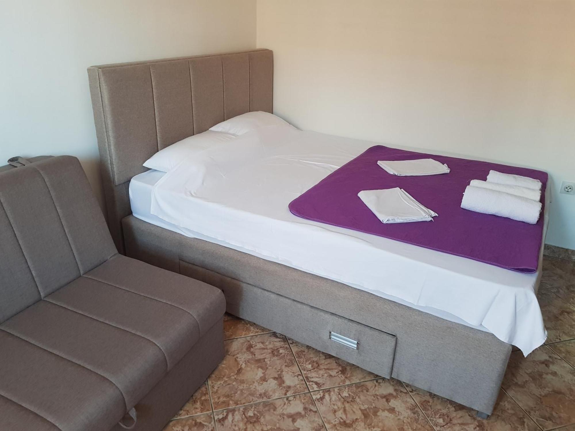 Apartments Drobni Pijesak Петровац Номер фото