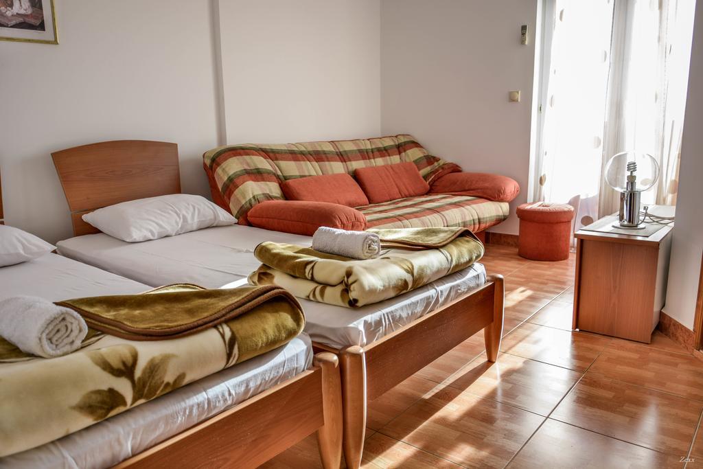 Apartments Drobni Pijesak Петровац Экстерьер фото