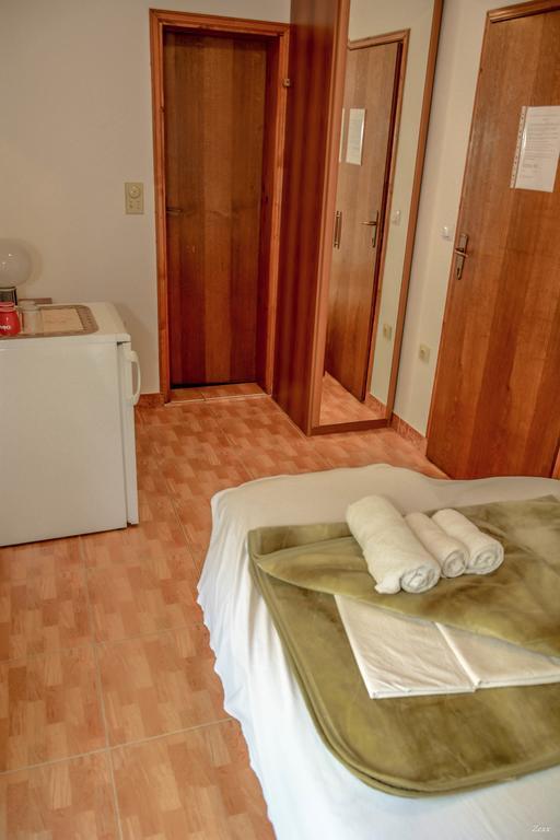 Apartments Drobni Pijesak Петровац Экстерьер фото