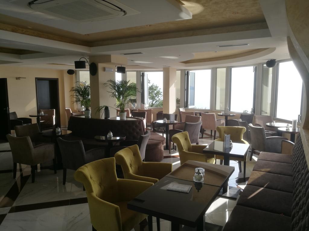 Apartments Drobni Pijesak Петровац Экстерьер фото